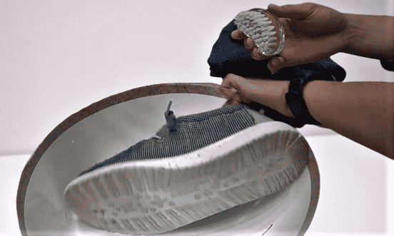 How to clean hey dude shoes