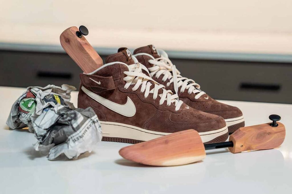 How to Clean Suede Shoes : A Damage-Free Guide to Preserving Their Beauty