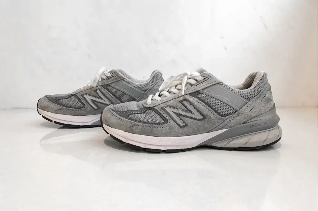 A Comprehensive Review of the Best Shoes for Plantar Fasciitis